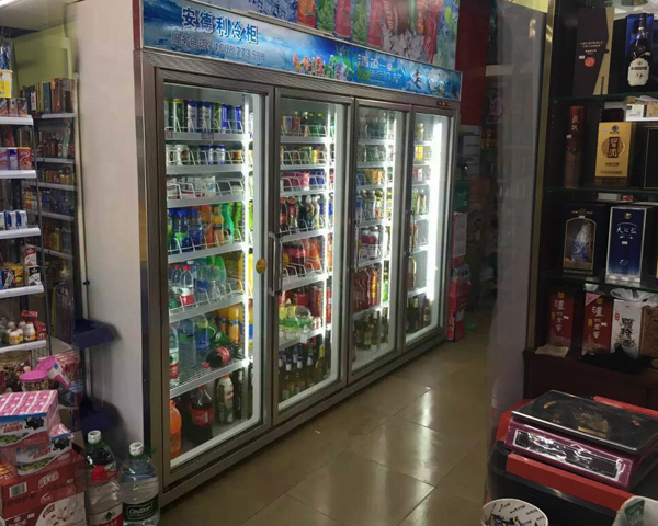 益惠多百貨四門飲料冷藏展示柜
